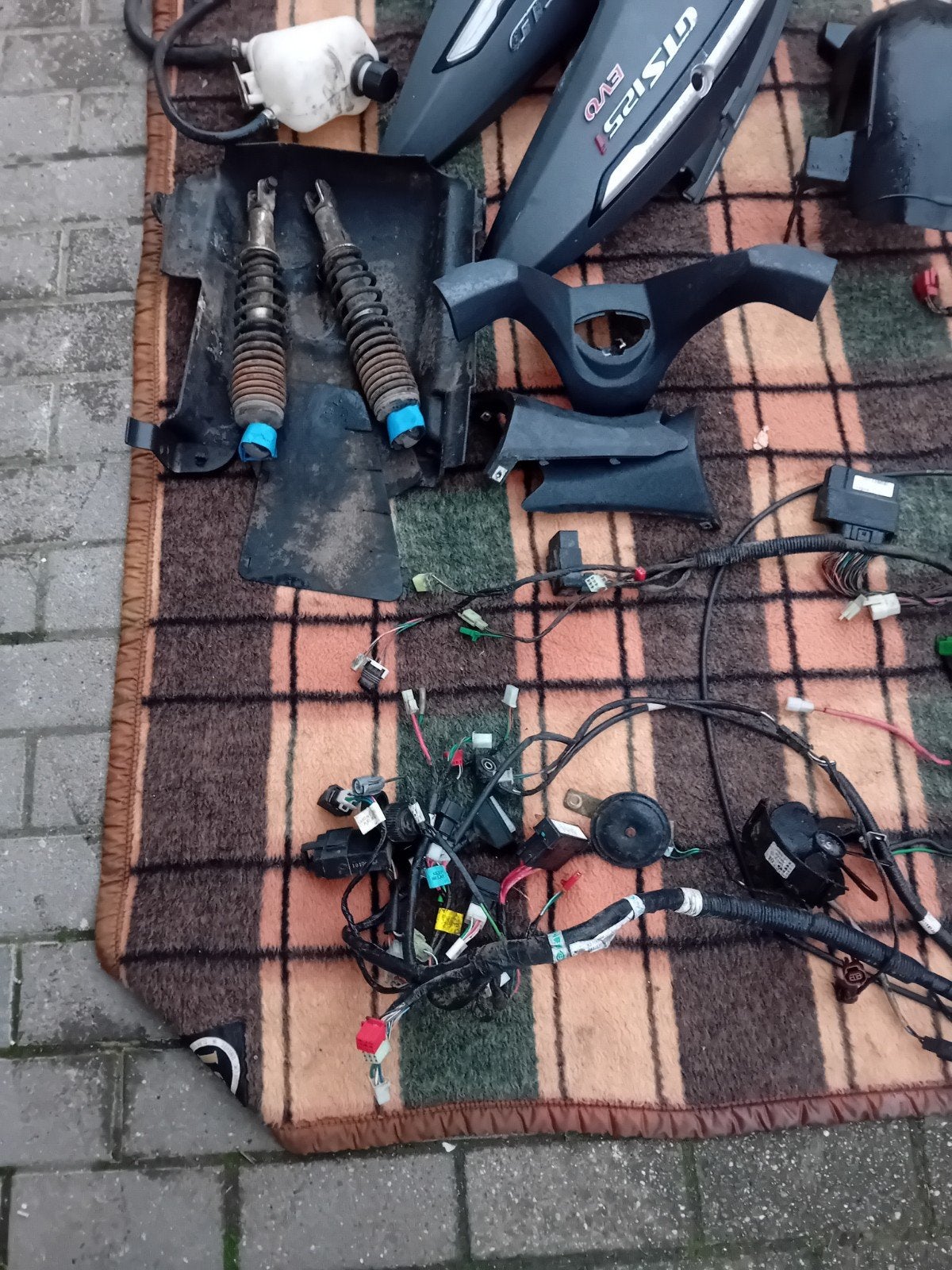 Diverse onderdelen voor sym evo I scooter, Fietsen en Brommers, Ophalen