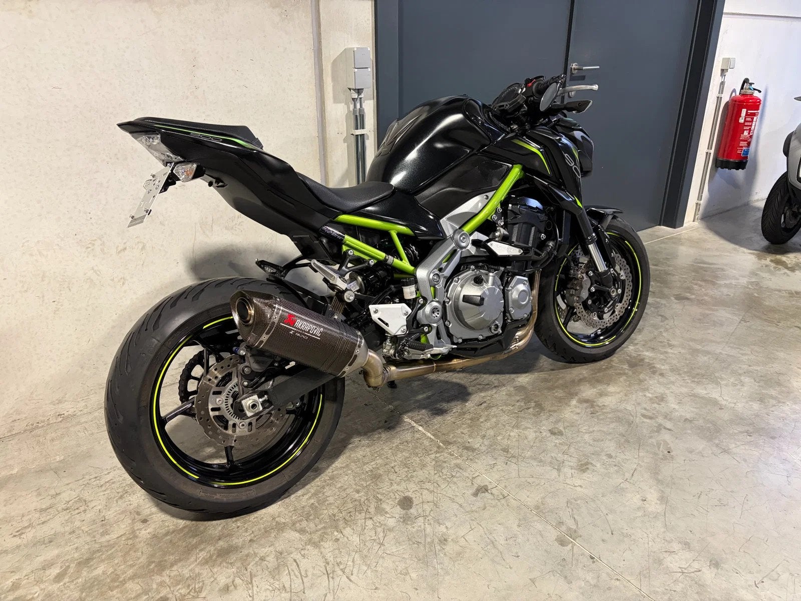 Kawasaki Z900 met volledige uitlaatlijn (bj 2019), Motoren, 900 cc, Meer dan 35 kW, Overig, Handgeschakeld