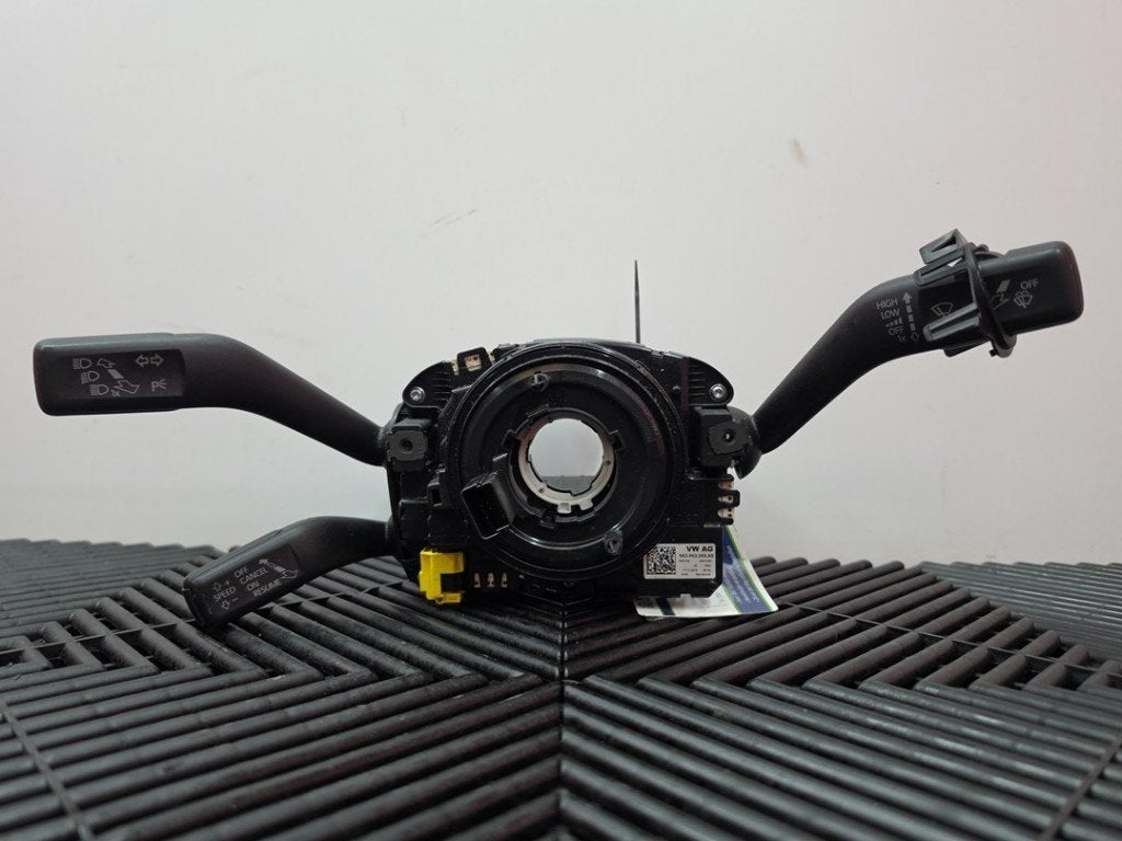 COMBINE COMMODO Volkswagen Passat CC (357) (01-2008/03-2012), Volkswagen, Volkswagen AG, Utilisé, Kundenbetreuung@volkswagen.de