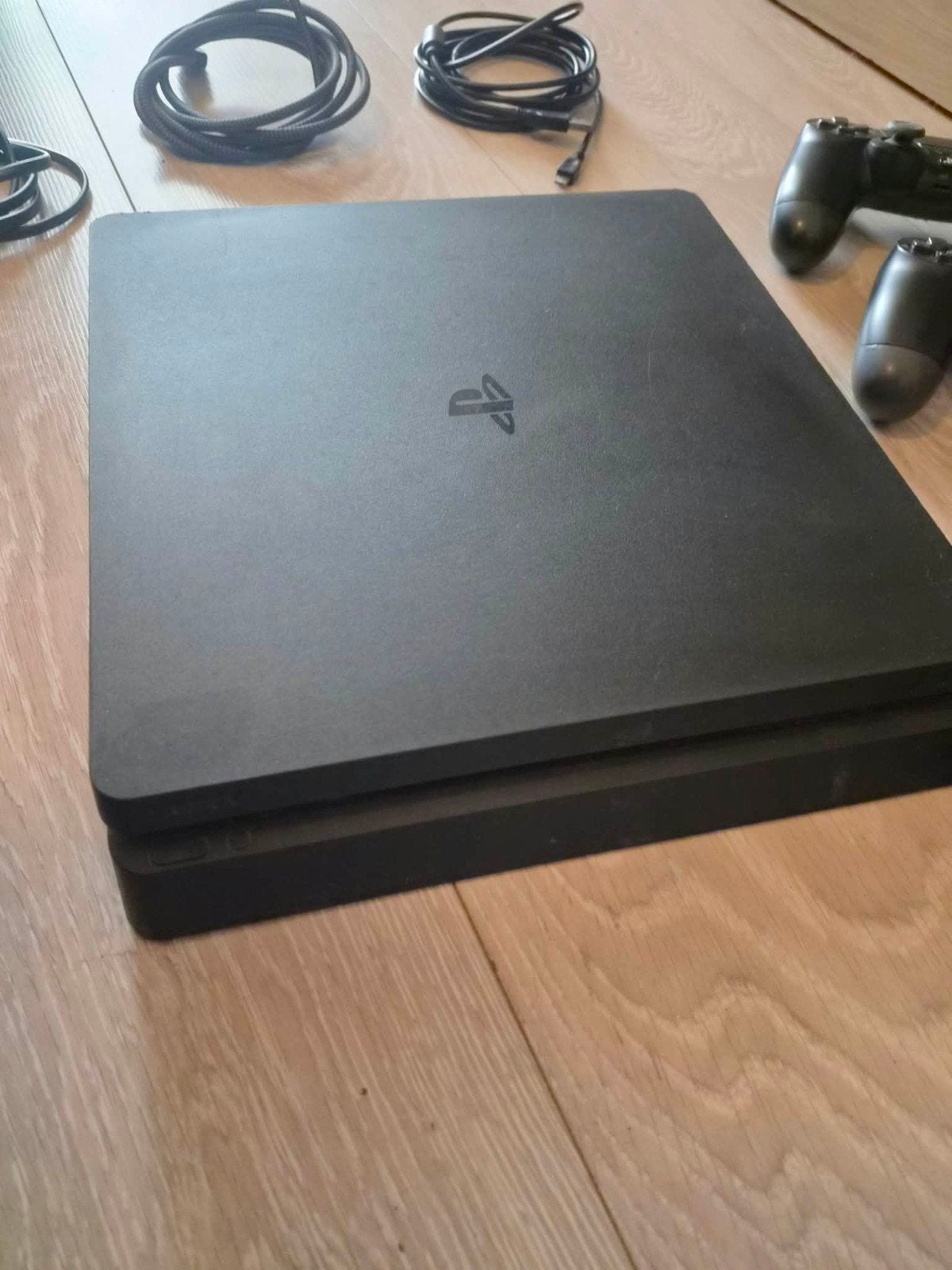 ps4, Games en Spelcomputers, Ophalen, Gebruikt, Met 3 controllers of meer