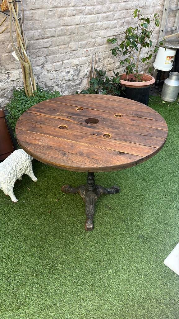 Erg mooie tafel, Tuin en Terras, Ophalen, Zo goed als nieuw