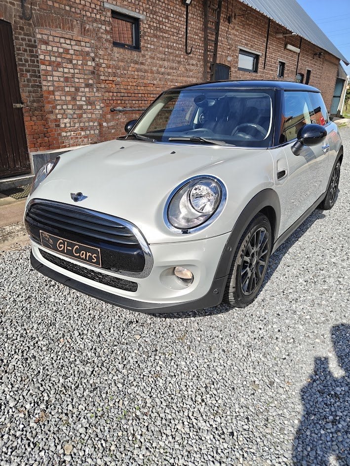 MINI Cooper (année de construction 2016, automatique), 100 kW, Achat, Euro 6, Entreprise