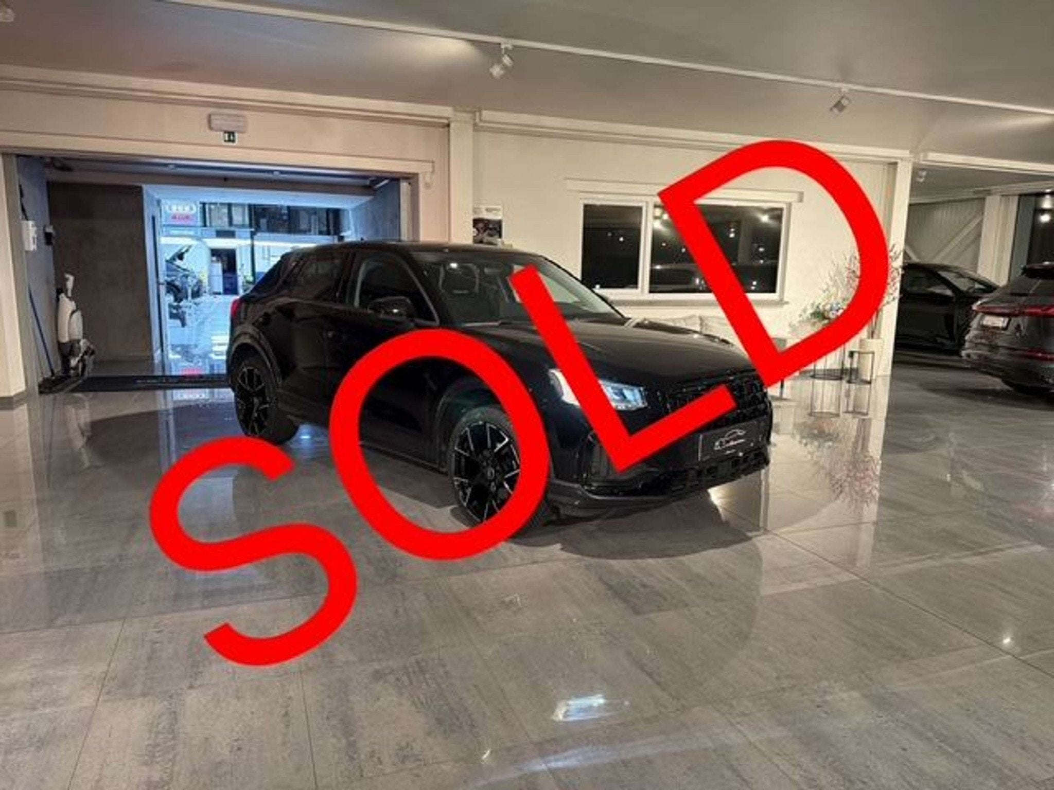 Audi Q2 SOLD BIJ GARAGE VRIENS YVES BV! (bj 2021, automaat), Auto's, 116 g/km, 4 cilinders, Adaptive Cruise Control, Zwart