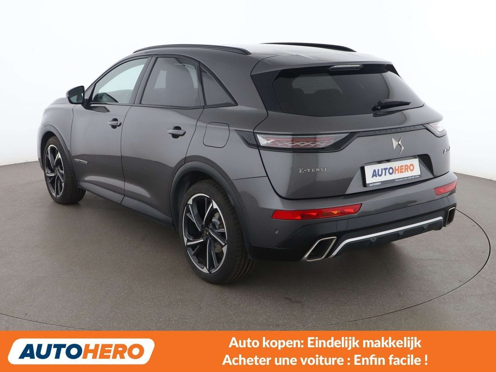DS Automobiles DS 7 Crossback 1.6 E-Tense Hybrid 4x2 Louvre, Autos, Cuir, Argent ou Gris, Achat, 5 portes