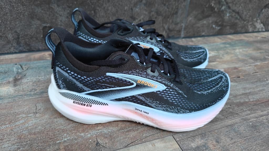 Glycérine Brooks GTS 22, Enlèvement, Neuf, Chaussures de course à pied, Autres marques