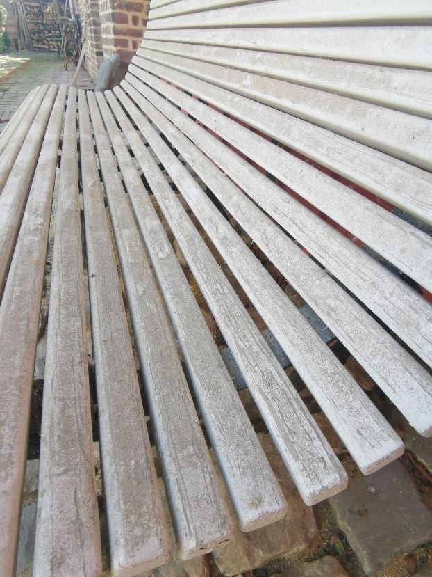 Antieke gietijzeren tuinbank met drie wangen en 27 latten, Antiek en Kunst, Ophalen