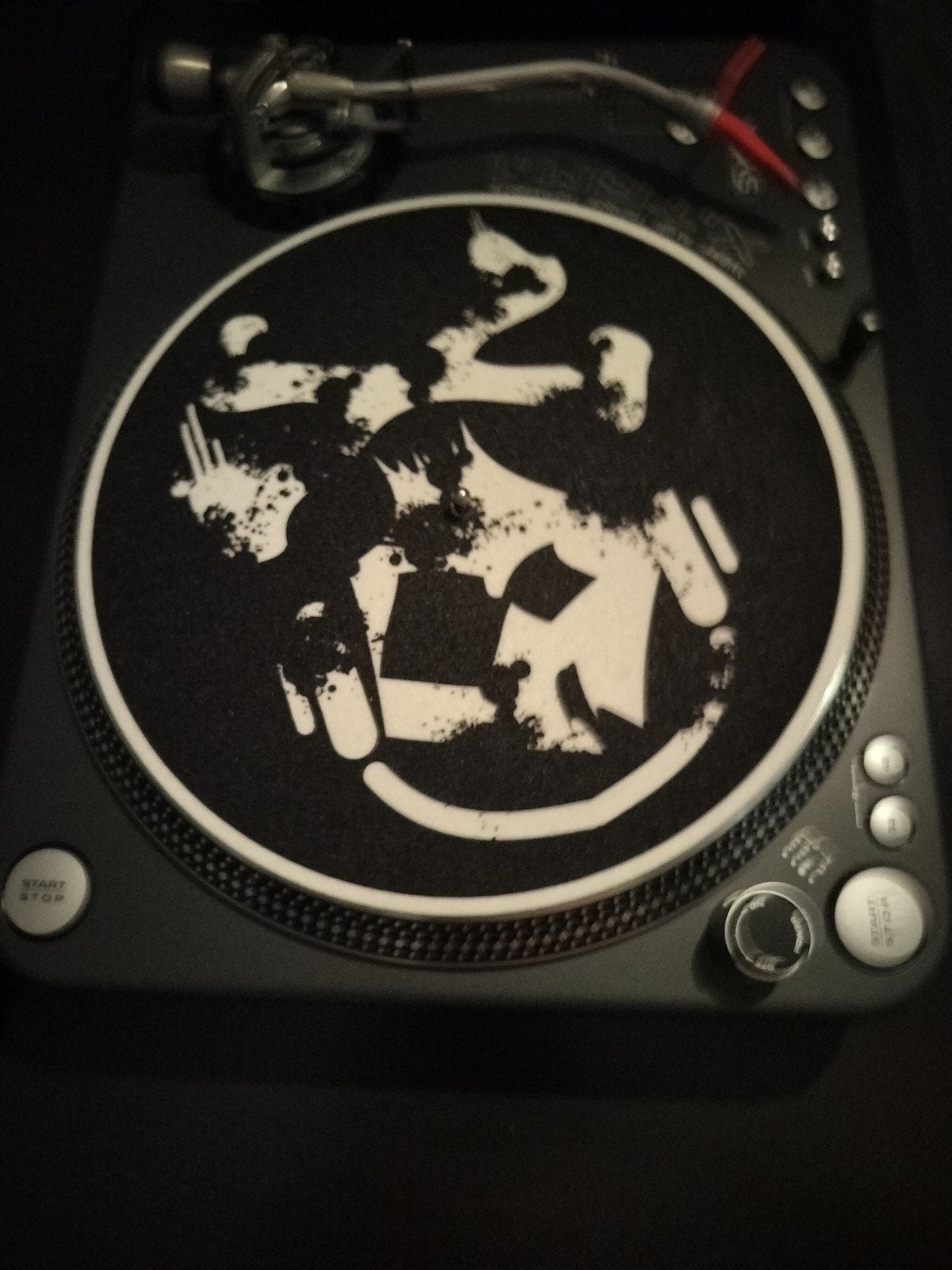 synq xtrm 1, Enlèvement, Comme neuf, Platine