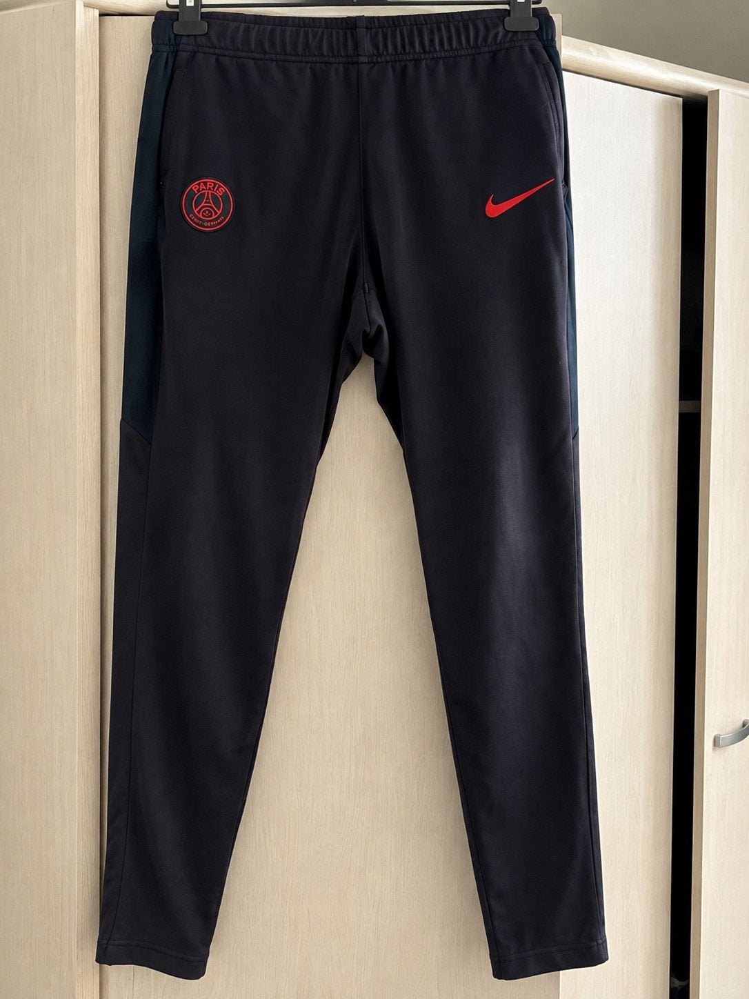 Pantalon Nike PSG noir/rouge, Fitness, Enlèvement ou Envoi, Nike, Porté