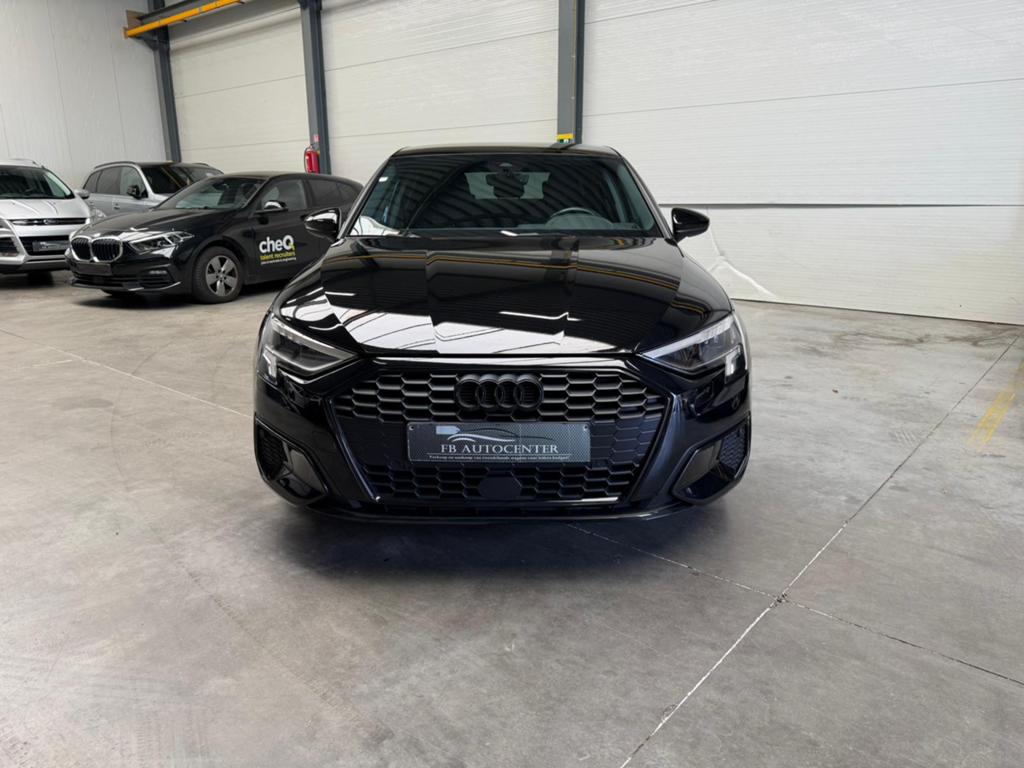 Audi A3 -automaat-benzine-2022, Auto's, Audi, Bedrijf, A3, Achteruitrijcamera, Adaptive Cruise Control, Airbags, Alarm, Apple Carplay