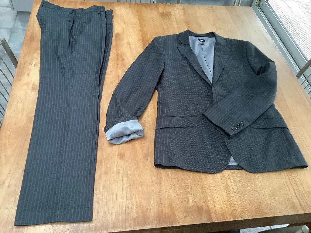 kostuum, Kleding | Heren, Kostuums en vesten, Maat 48/50 (M), H &M, Ophalen of Verzenden, Zo goed als nieuw