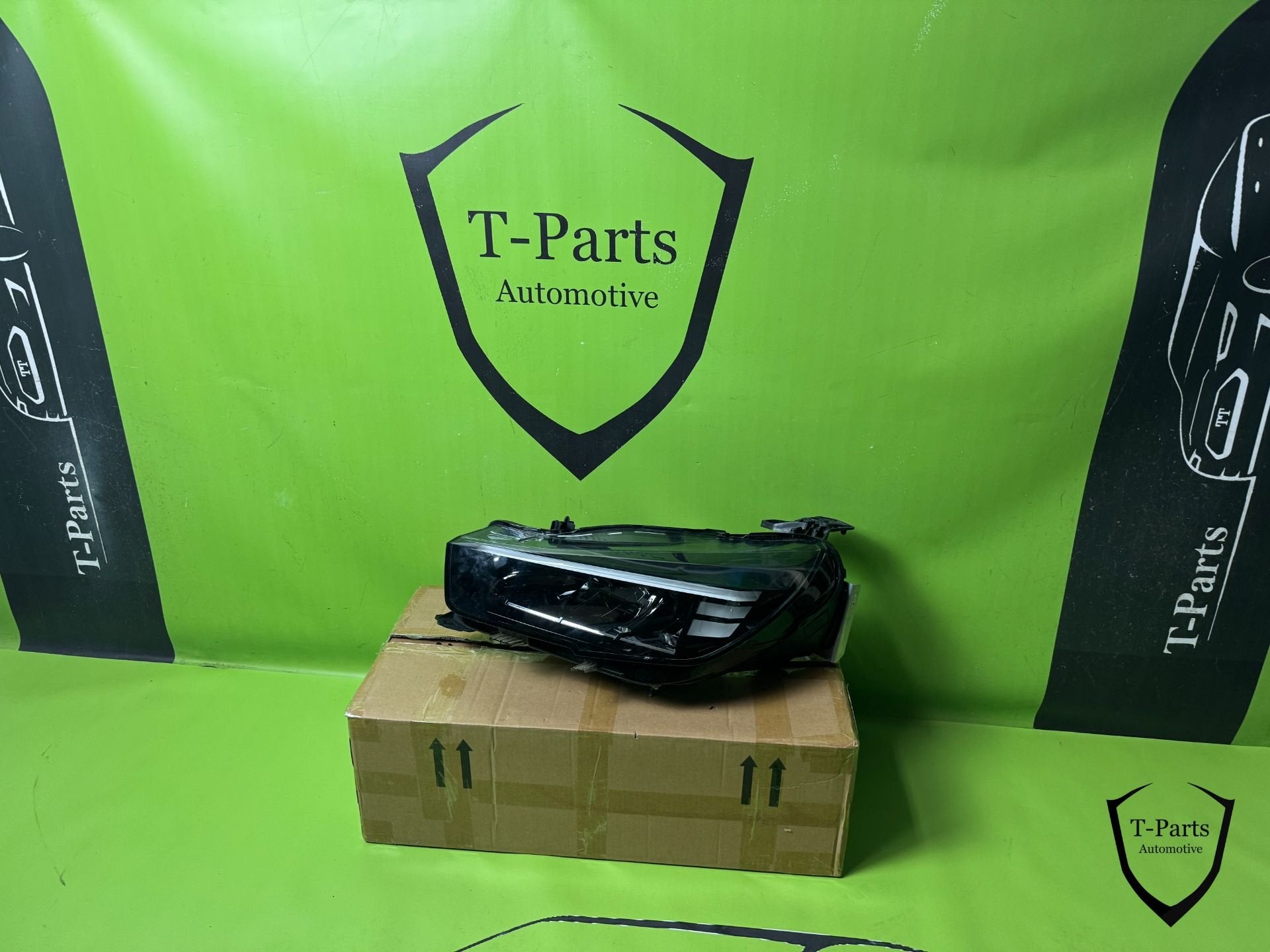 opel corsa f koplamp links lamp 9868999680, Gebruikt, Opel Automobile GmbH, Kontakt@opel-infoservice.de, Opel