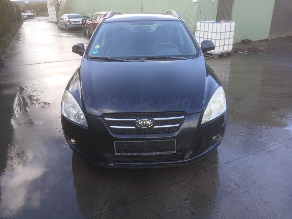 KIA Ceed 2009 240.000km, Auto's, Kia, 1600 cc, Bedrijf, Euro 4, Te koop