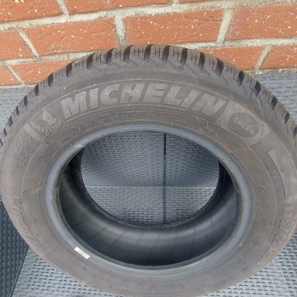 4 PNEUS MICHELIN HIVER ALPIN, Autos : Pièces & Accessoires, 14 pouces, Pneus hiver, 175 mm, Véhicule de tourisme