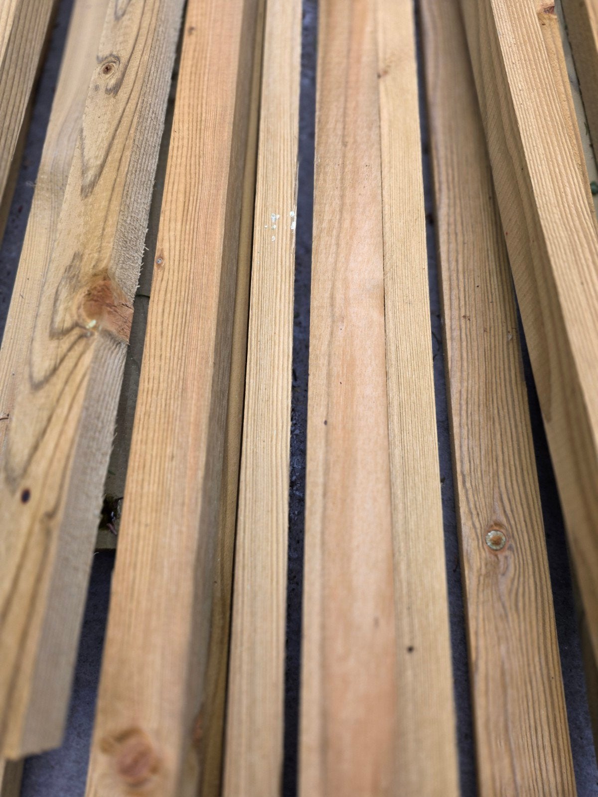 17x Geïmpregneerde houten latten 4 x 2,4 cm Lengte 4,20 m, Tuin en Terras, Palen, Balken en Planken