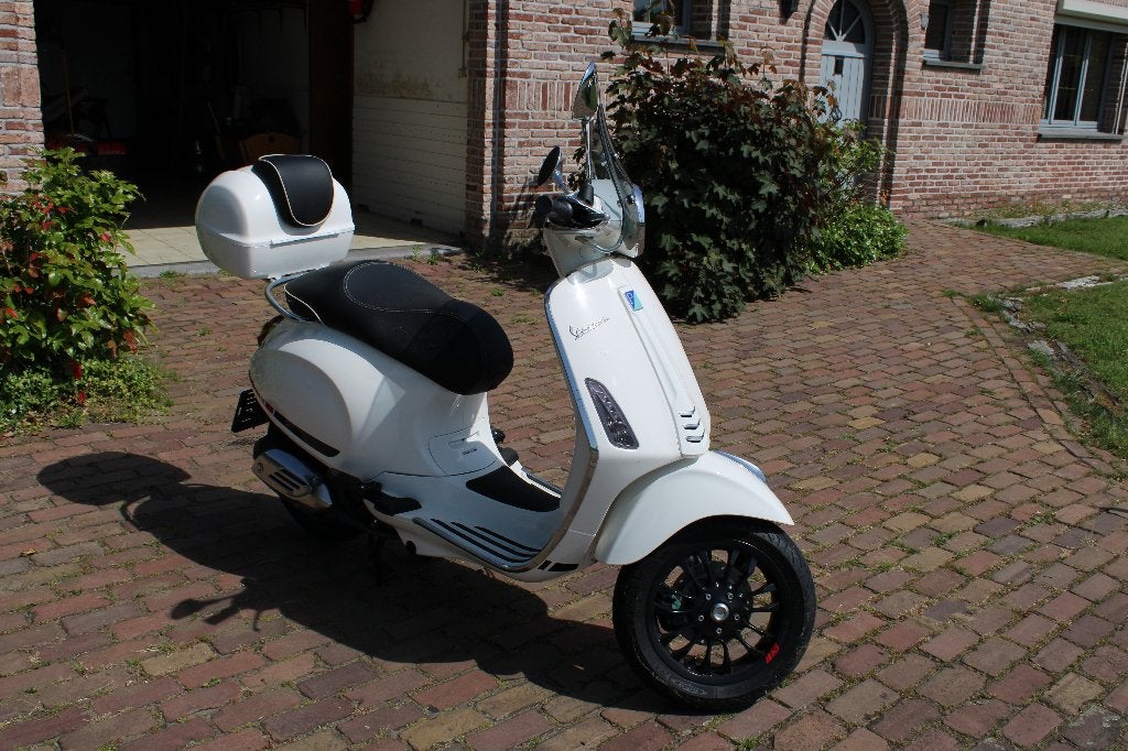 Vespa Primavera 125 3Vie S-look, Motos, Scooter, Occasion, Permis Moto A1 minimum, Particulier