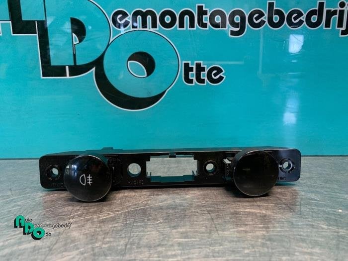 Commutateur feu antibrouillard d'un Chevrolet Kalos (Kalos 0, -, 3 mois de garantie, Utilisé, -