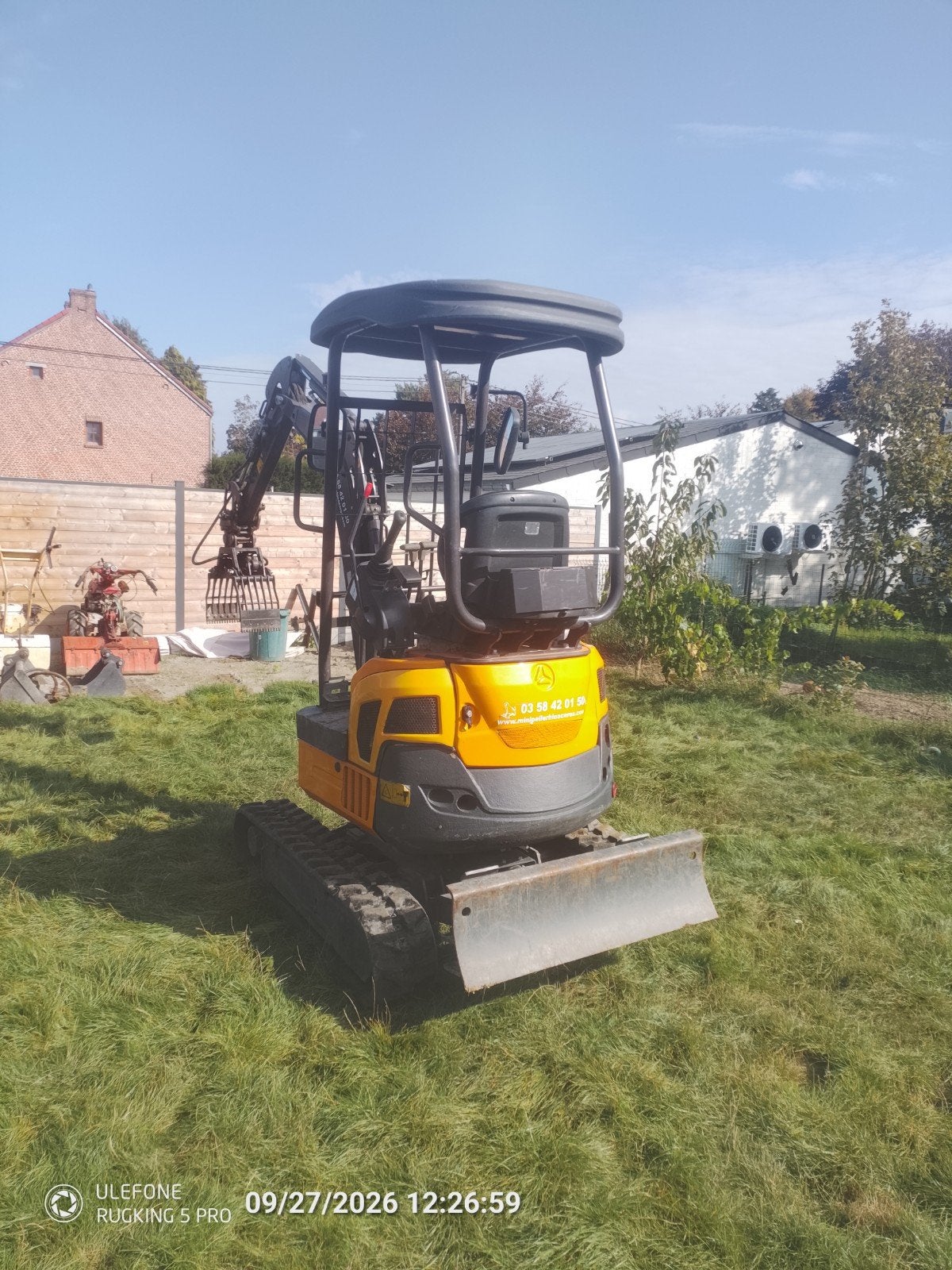 mini pelle 2T  rhino xn20, Articles professionnels, Enlèvement ou Envoi