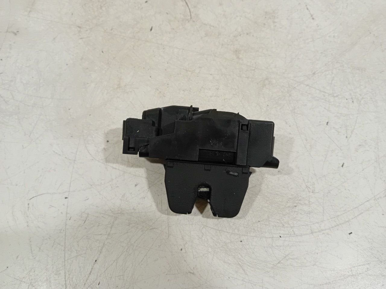 Slot mechaniek kofferdeksel achterklep elektrisch Citroën C3, Auto-onderdelen, Onderdelen@venauto.nl, Van der Ven Autorecycling B.V.
