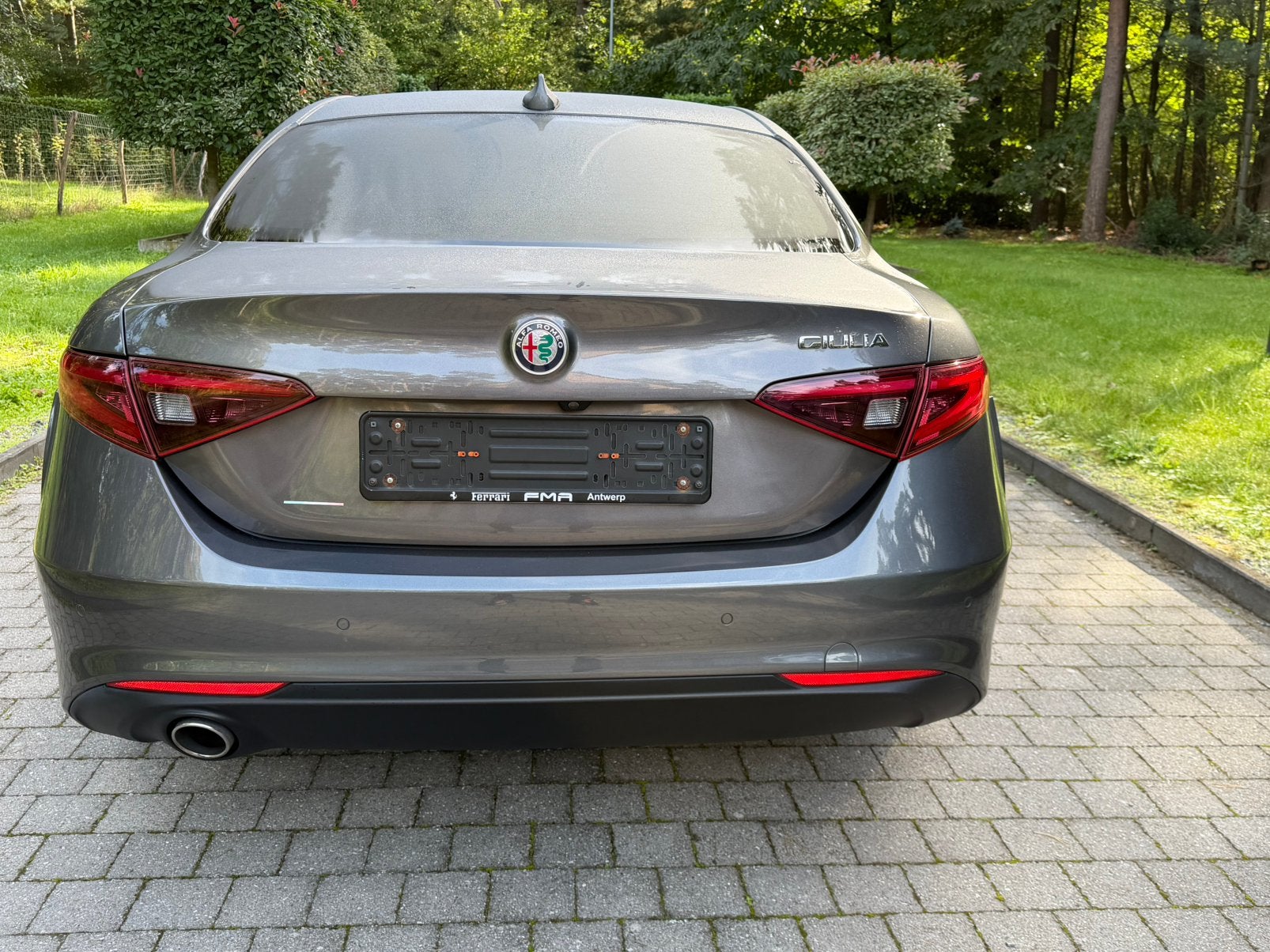 Zeer mooie alfa romeo giulia, Automaat, 4 deurs, Achterwielaandrijving, 4 cilinders