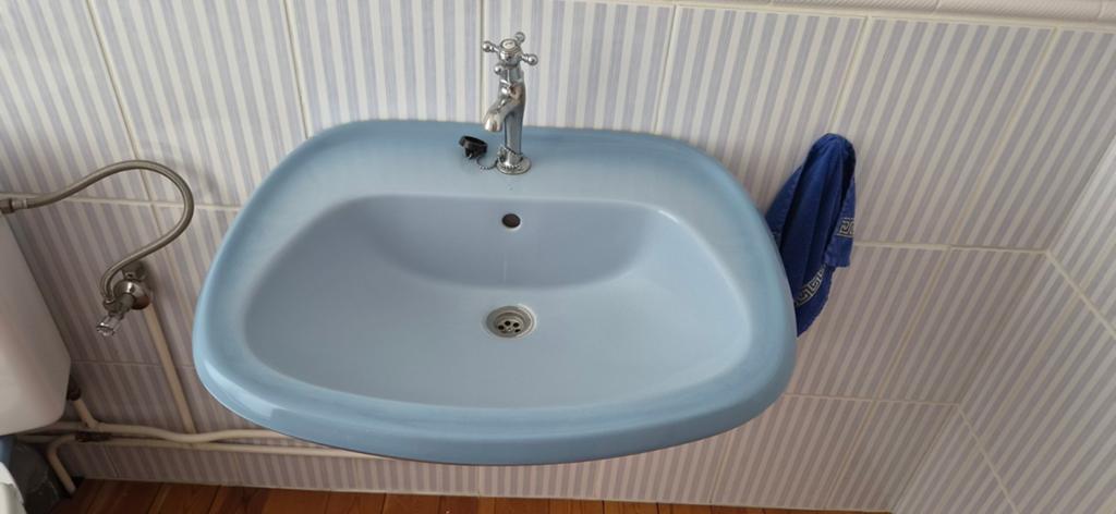 Vintage blauwe lavabo, Ophalen