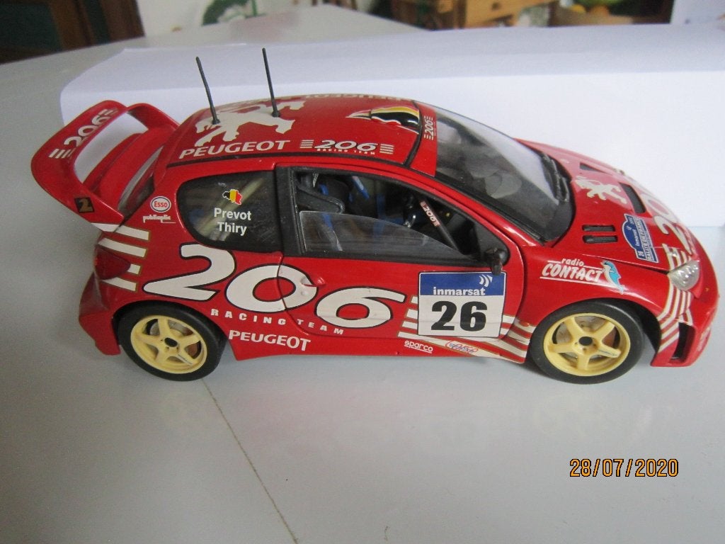 Quelques autos miniatures Adam D;, Autos, Particulier, Achat, ADAM