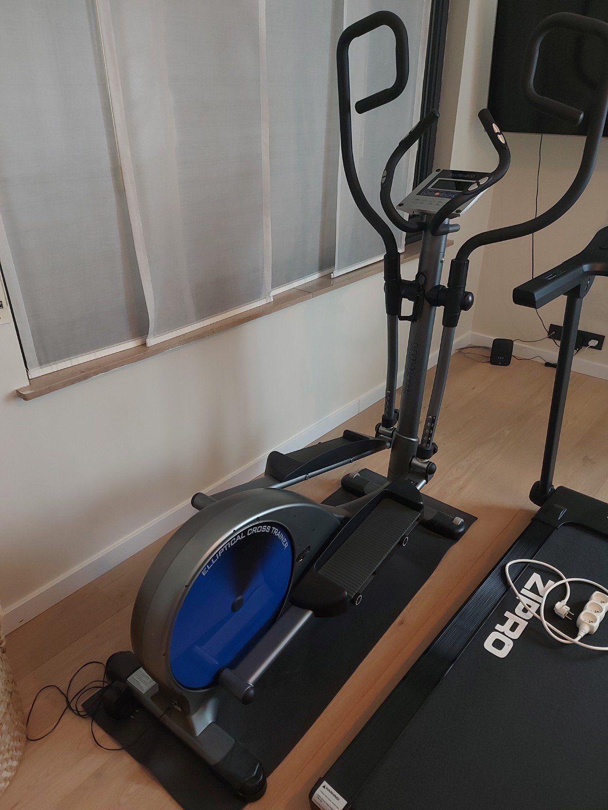 Infiniti crosstrainer, Enlèvement, Vélo elliptique