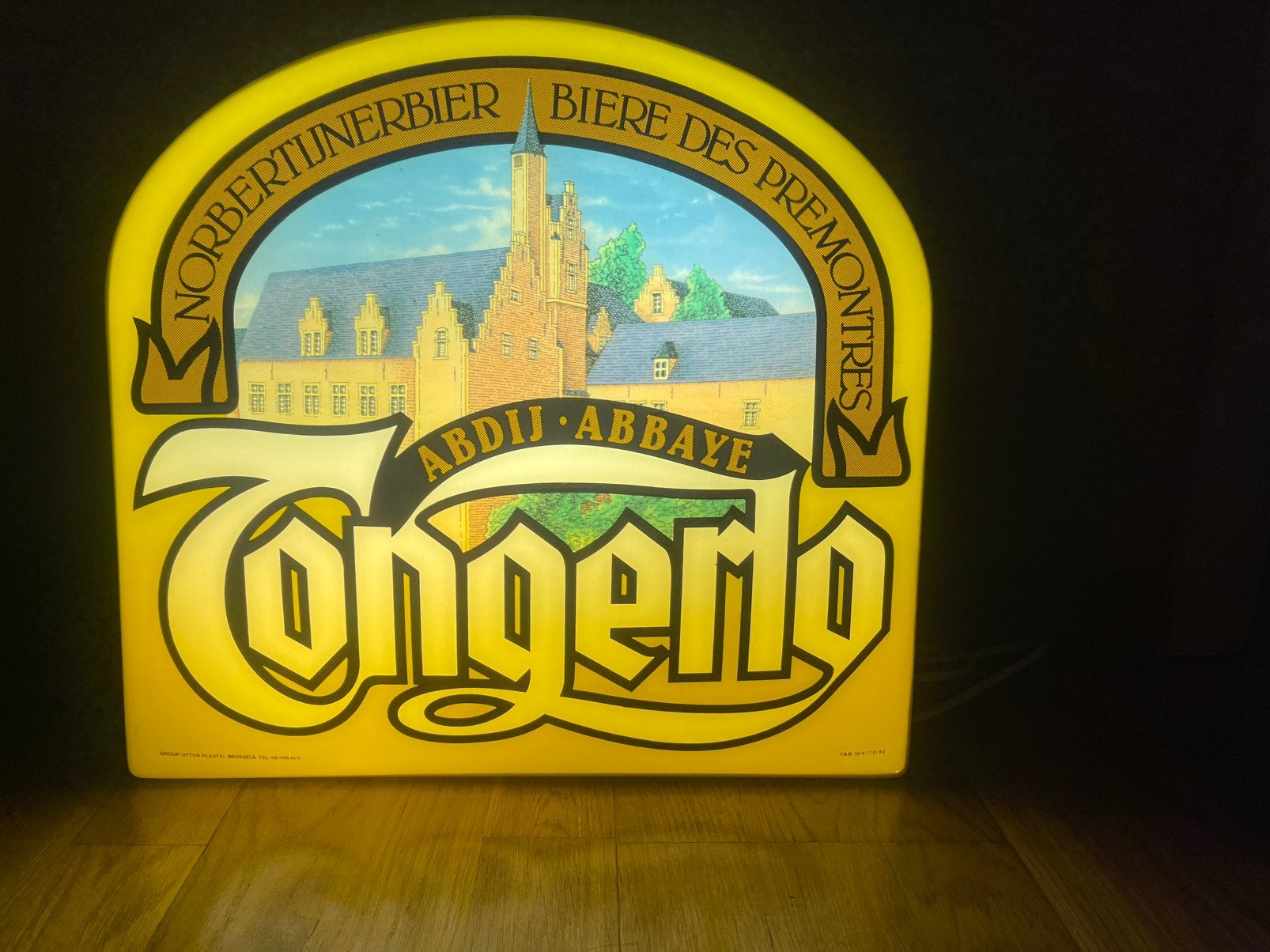 Tongerlo abdijbier lichtreclame, Ophalen