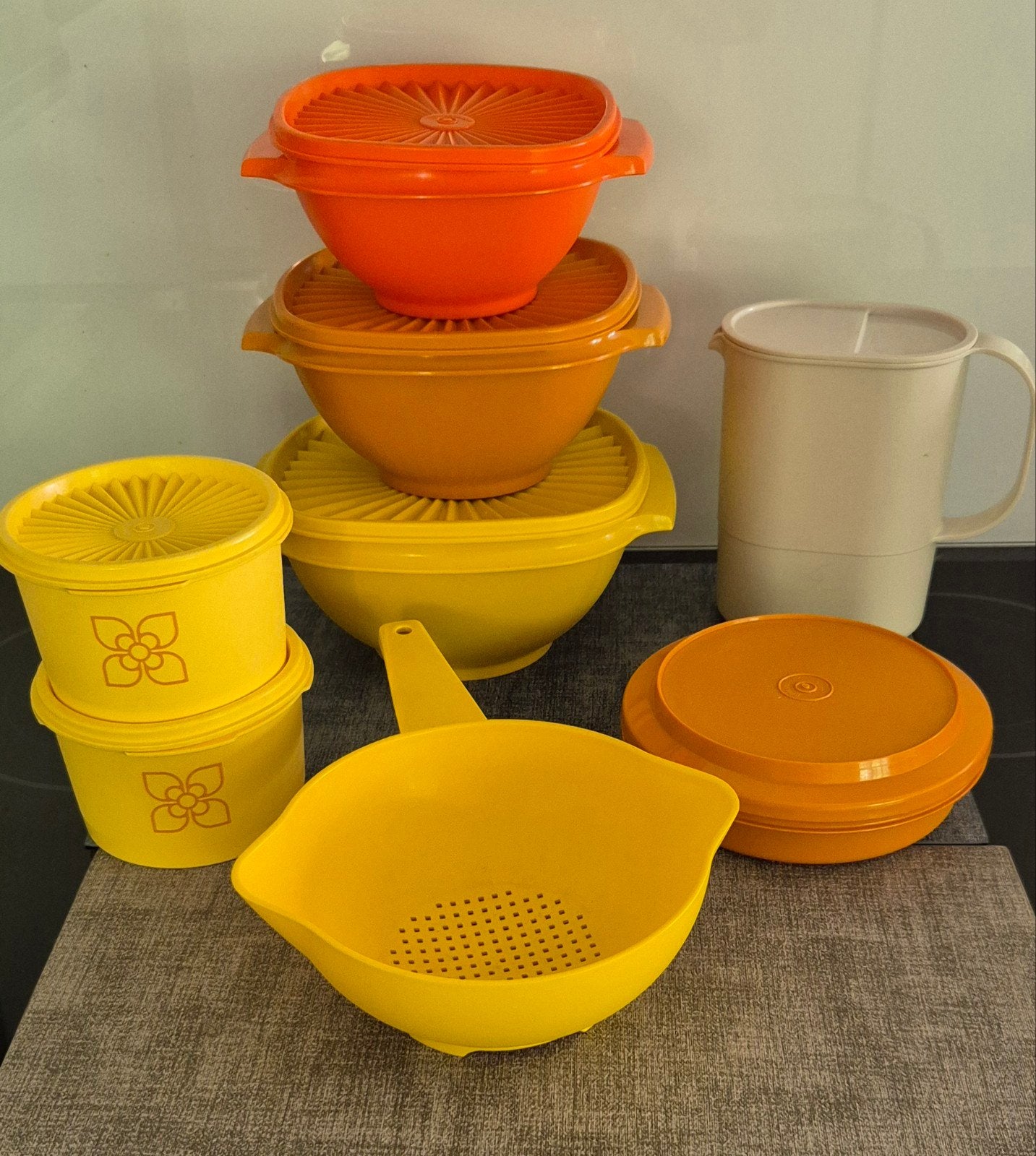 Vintage Tupperware '70s – Als complete set of per stuk, Enlèvement, Jaune, Avec couvercle