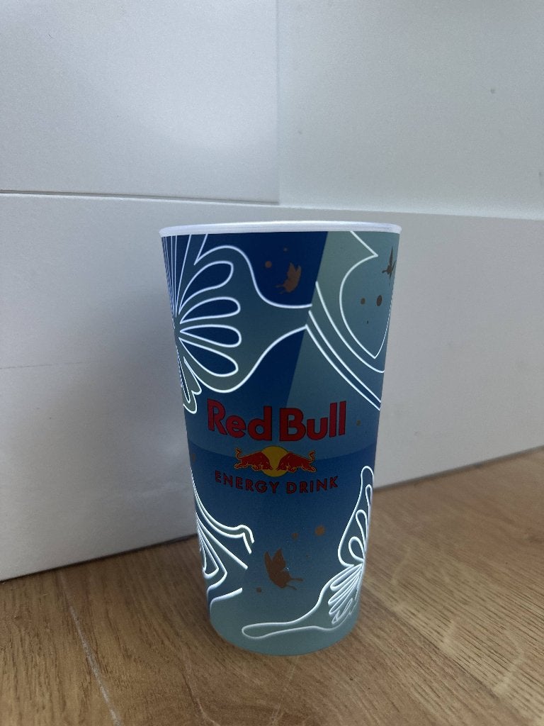 Tomorrowland 2026 x redbull cups, Hobby en Vrije tijd, Ophalen of Verzenden, Zo goed als nieuw