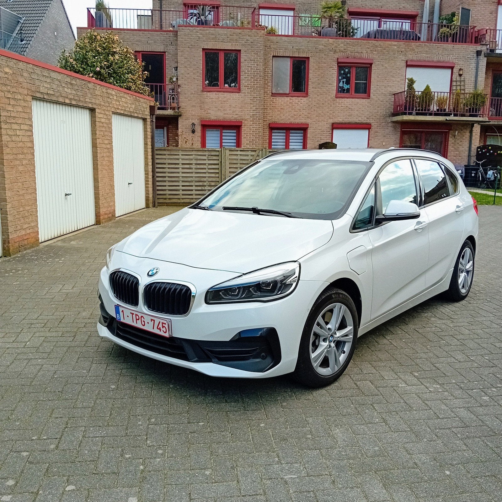 BMW 225 xe Active Tourer 06/2021(wit metalic), Auto's, Automaat, Euro 6, Adaptive Cruise Control, 1650 kg