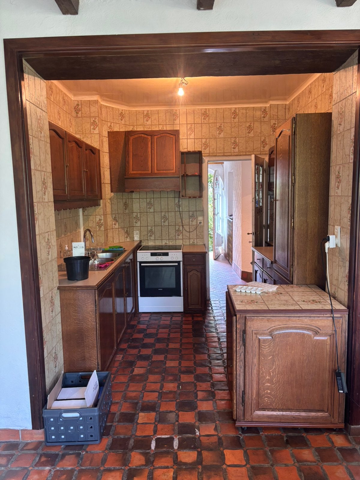 Cuisine equipée, Jardin & Terrasse, Verrières, Enlèvement, Utilisé