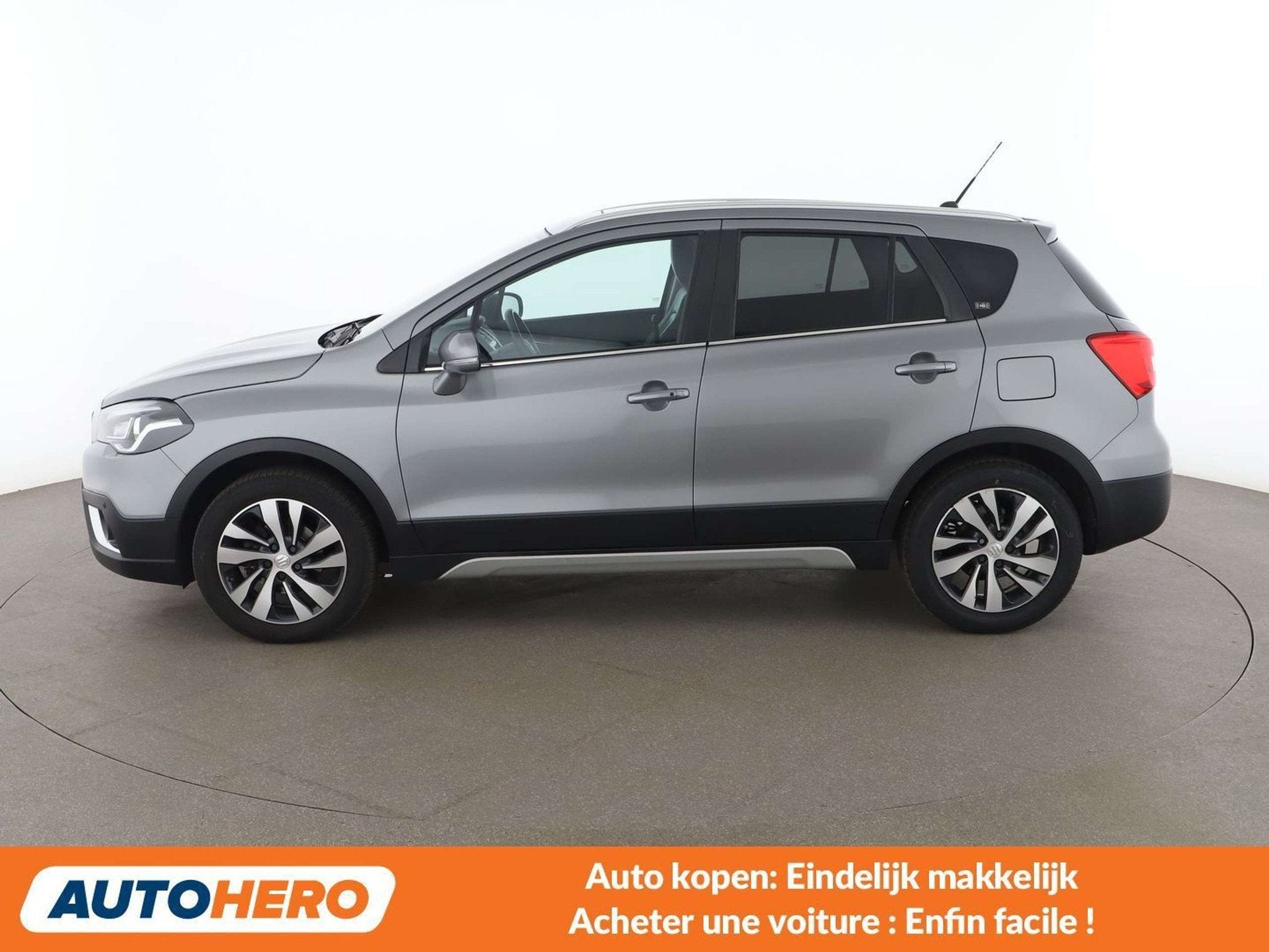 Suzuki S-Cross 1.4 BoosterJet Mild-Hybrid Flash, Autos, Suzuki, Cuir, Argent ou Gris, Achat, Euro 6