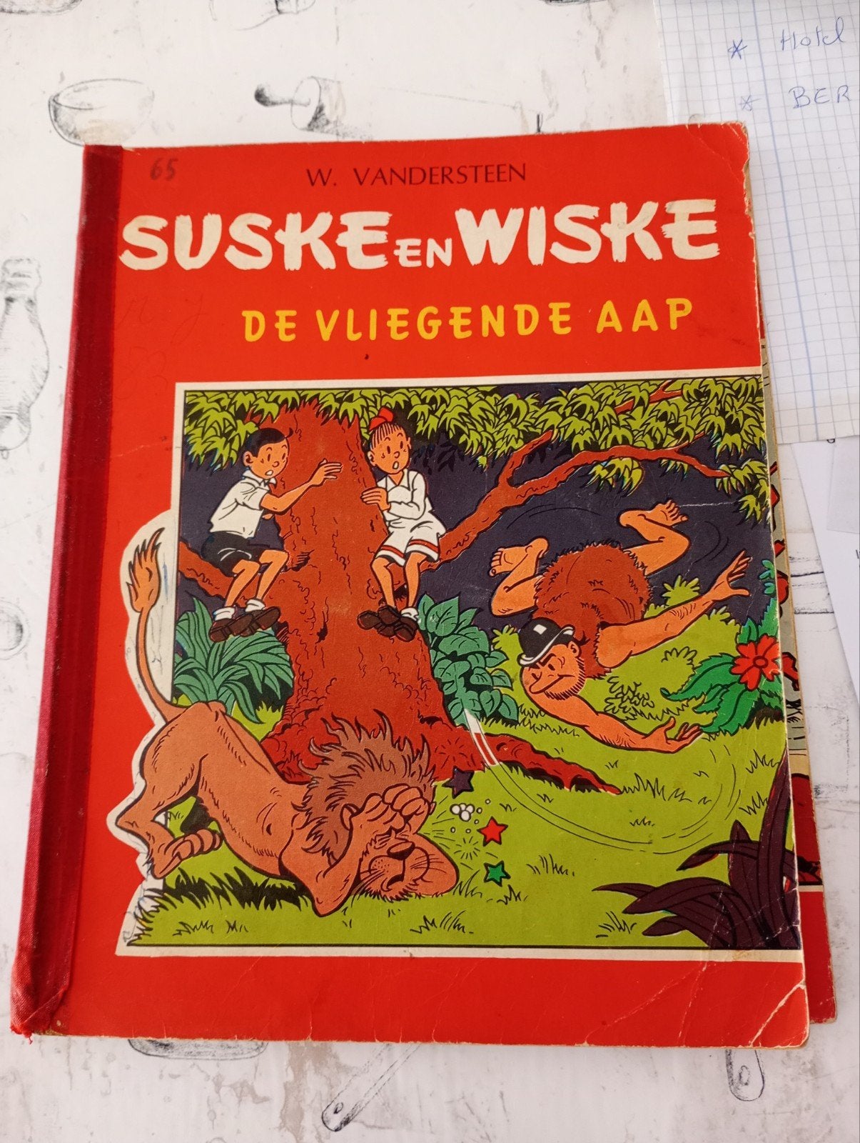 De Vliegende Aap, Boeken, Ophalen of Verzenden, Gelezen