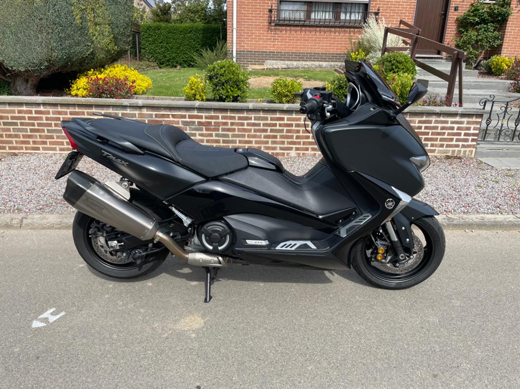 T max 530 version DX Full options, Scooter, 2 cylindres, Particulier, Permis Moto A2 minimum