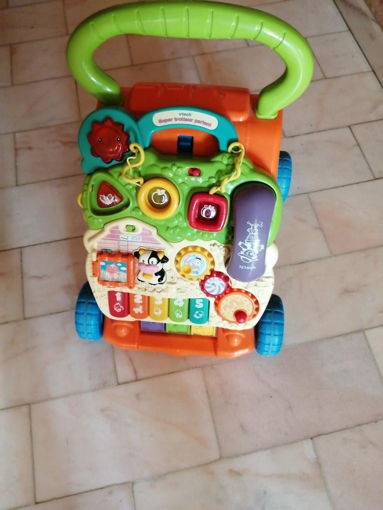 Super trotteur v-tech, Enfants & Bébés, Jouets | Vtech, Enlèvement