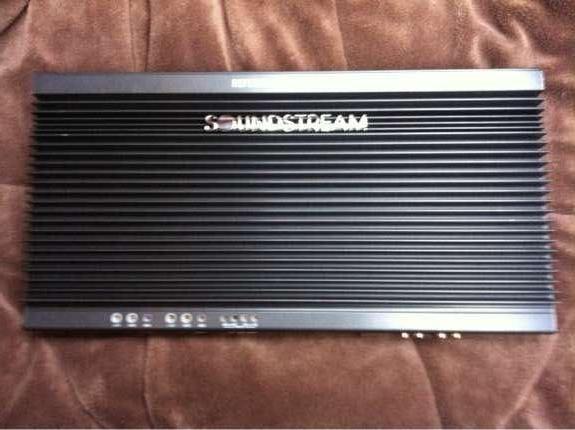 Soundstream REF 1600.2 Etat neuf, Enlèvement, Comme neuf