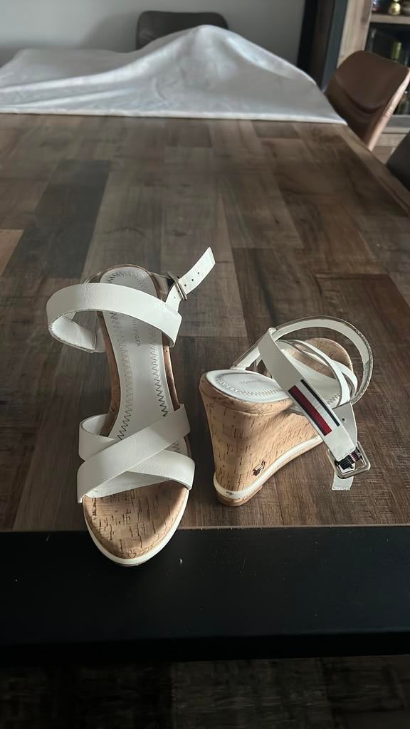 Tommy Hilfiger Sandalen nieuw, Ophalen, Zo goed als nieuw