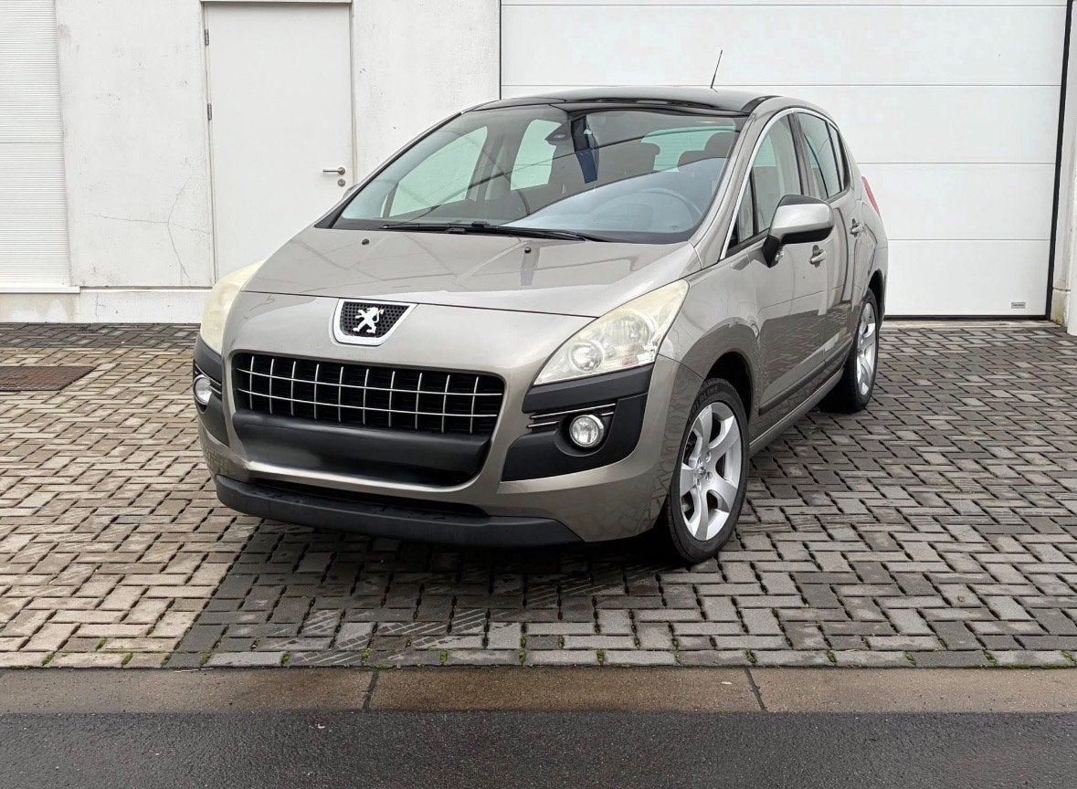 Peugeot 3008 1.6 essence, Monovolume, 110 kW, 2020 kg, Beige