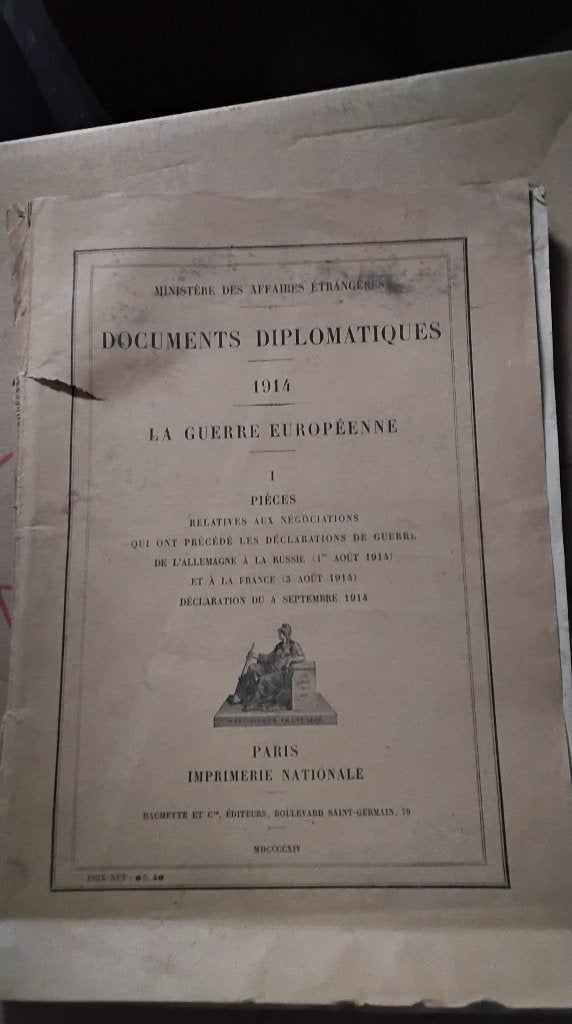Militaria 14 18, Enlèvement ou Envoi, Armée de terre, Livre ou Revue
