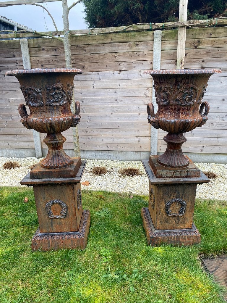 vases de jardin en fonte, Enlèvement, Utilisé