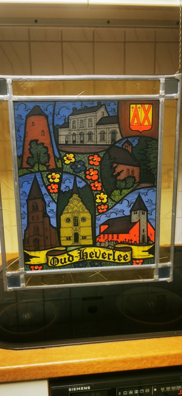 Gebrandschilderd glas in loodraam met hangketting, Ophalen, Zo goed als nieuw, Glas in lood