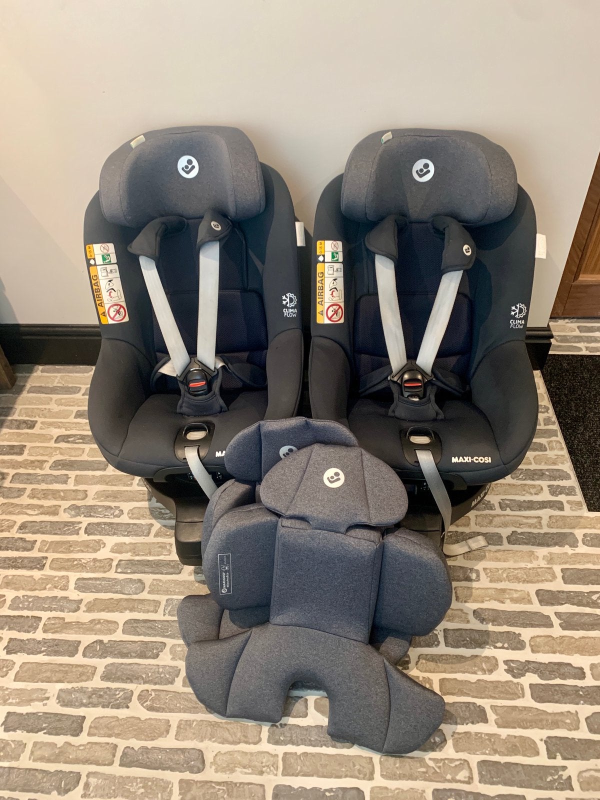 2x Maxi Cosi Mica Pro Eco autostoelen, Ophalen, Verstelbare rugleuning, 0 t/m 18 kg, Zo goed als nieuw