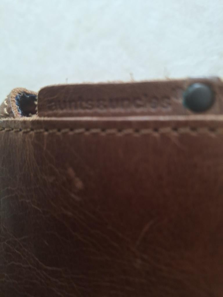 Handtas, Bijoux, Sacs & Beauté, Porte-monnaie & Portefeuilles, Enlèvement, Comme neuf, Autres marques