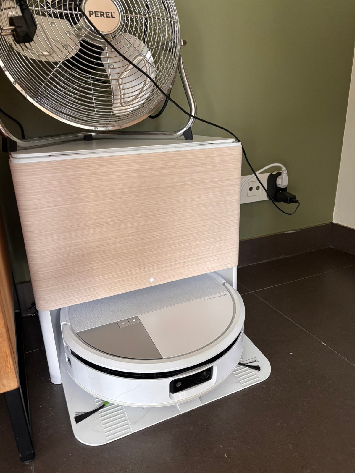 Roomba combo, stofzuig en dweilfunctie, Ophalen, IRobot, Dweilfunctie, Zo goed als nieuw