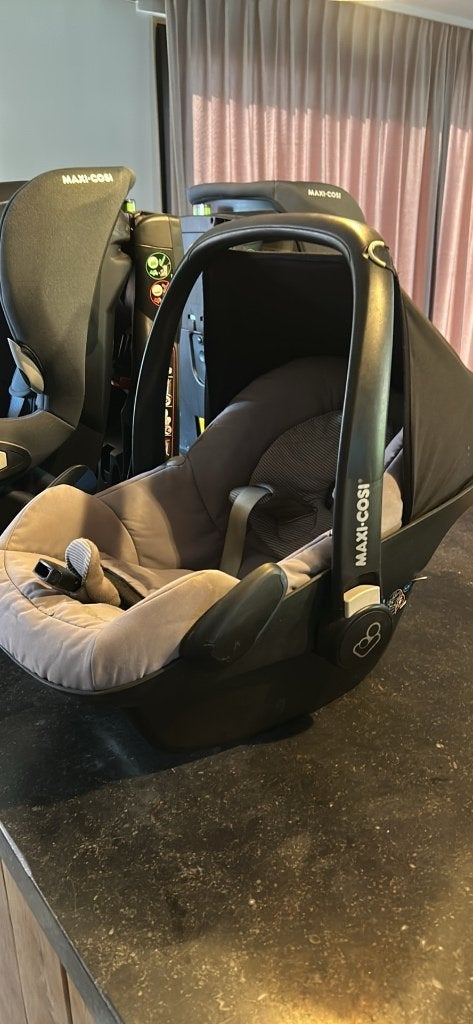 Maxi cosi + familyfix, Ophalen, Gebruikt, 9 t/m 18 kg, Isofix