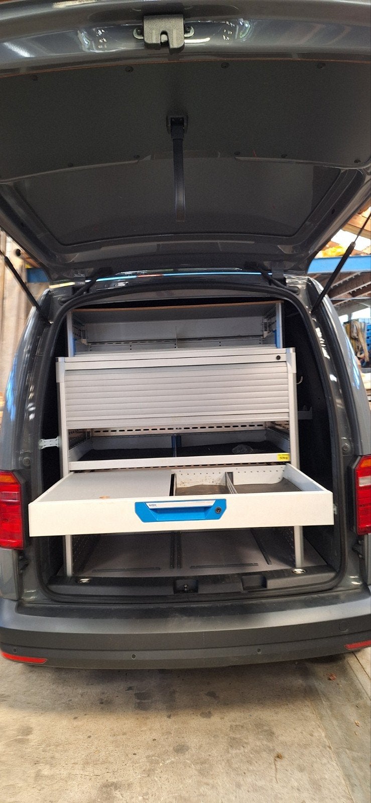 Armoire à outils pour véhicules commerciaux, Enlèvement