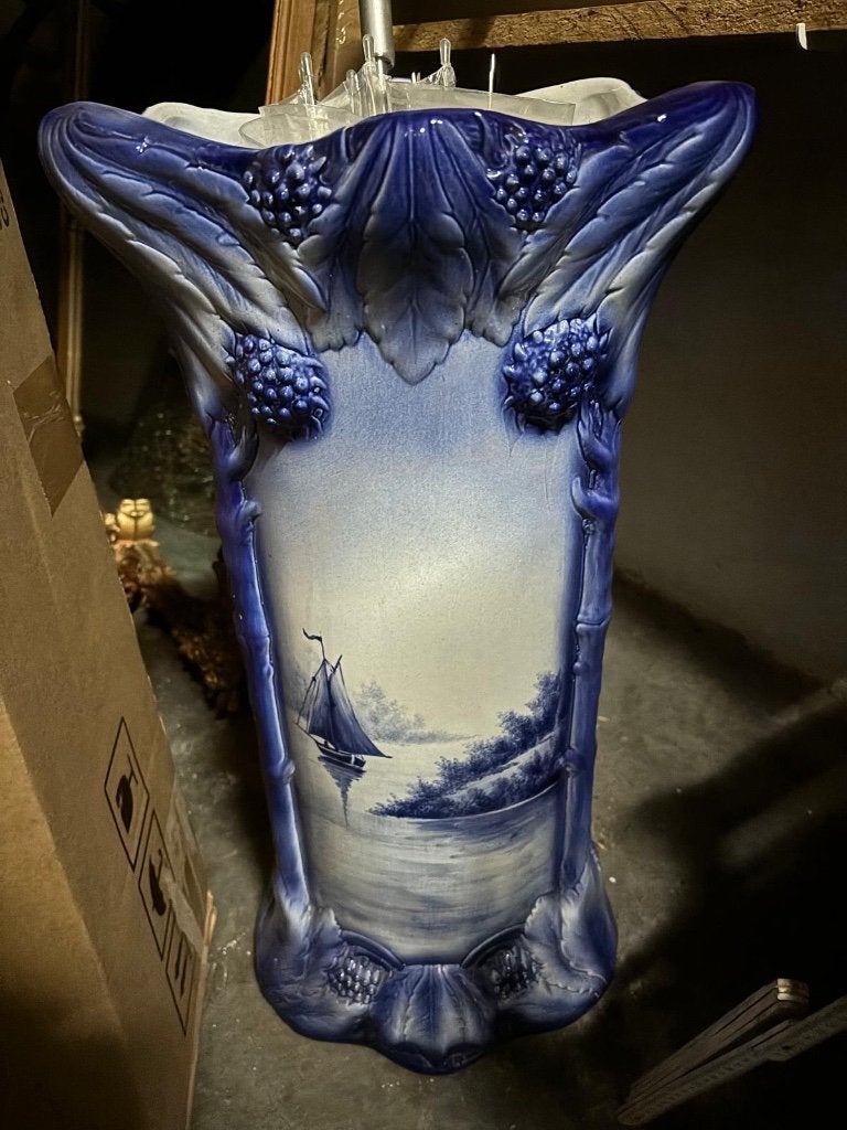 Grote vintage blauw-witte keramische paraplubak / vloervaas, Antiek en Kunst, Ophalen