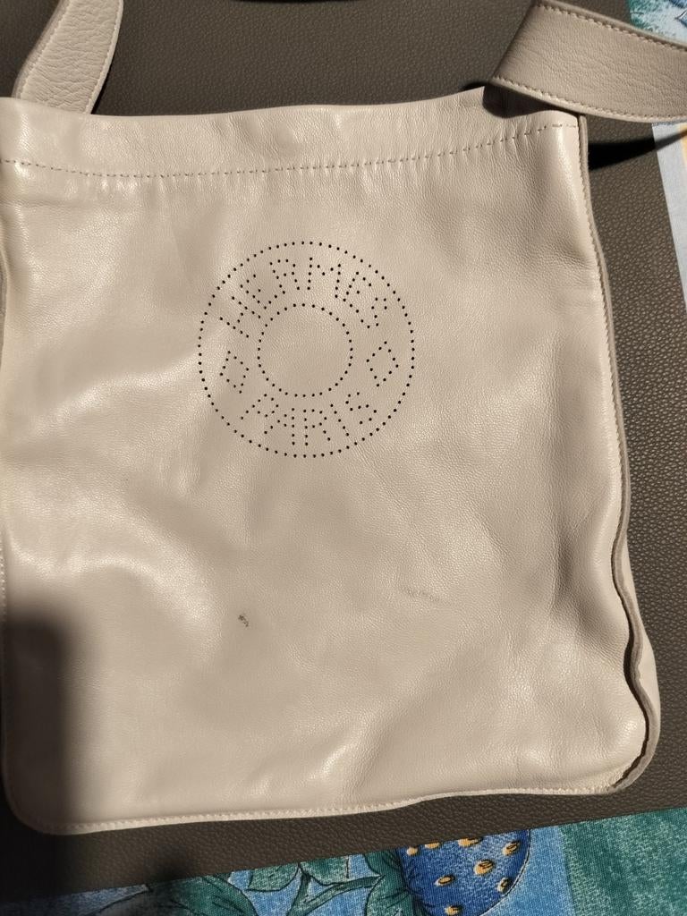 Handtasje Hermes paris, Bijoux, Sacs & Beauté, Sacs | Sacs à bandoulière, Enlèvement