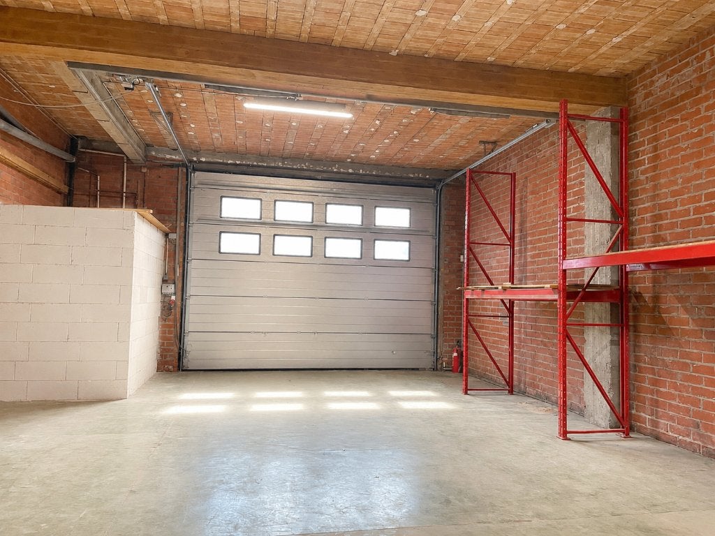 Magazijn met mogelijkheid voor AUTOGARAGE plus woning, Immo, Huizen te huur, Gent, Direct bij eigenaar, 2 kamers, Gent