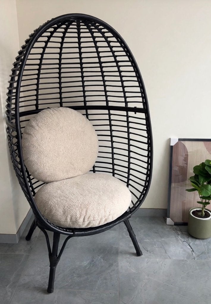 Fauteuil œuf sur pied Maison du Monde, 150 cm ou plus, Utilisé, 50 à 75 cm, Osier ou Rotin